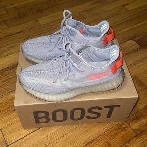 Yeezy Boost 350 V2 Light Gray